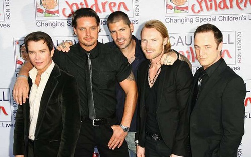 Boyzone chính thức tan rã sau album và chuyến lưu diễn cuối cùng