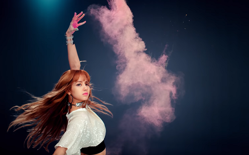 Giống BTS, Black Pink cài đầy ‘mật mã’ trong MV mới ‘Ddu-du Ddu-du’