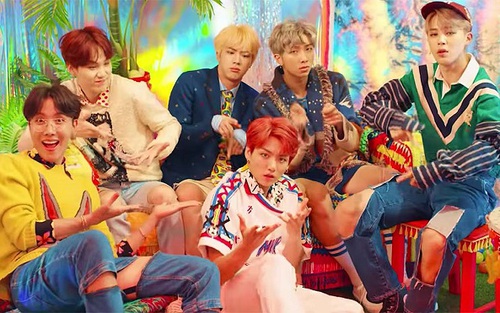 Câu chuyện thần kỳ của búp bê Mattel chứng minh BTS đụng đâu hóa vàng đó