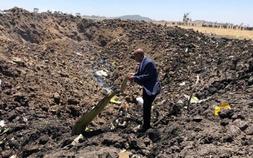 Những hình ảnh kinh hoàng trong vụ tai nạn máy bay Ethiopian: Không còn ai sống sót