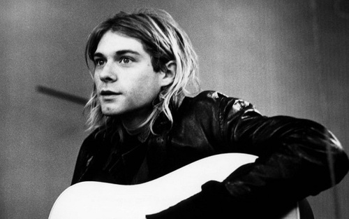 Người hâm mộ khóc thương huyền thoại nhạc rock Kurt Cobain vào 25 năm ngày mất