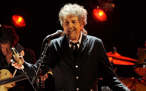 ‘Rough and Rowdy Ways’ của Bob Dylan: Cách chủ nhân Nobel Văn học viết lại lịch sử