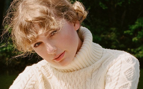 Album mới ‘Folklore’ của Taylor Swift bán được 1,3 triệu bản chỉ trong 24 giờ