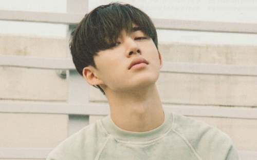 Ikon vừa comeback, B.I cũng bất ngờ hé lộ MV mới đầy tâm trạng