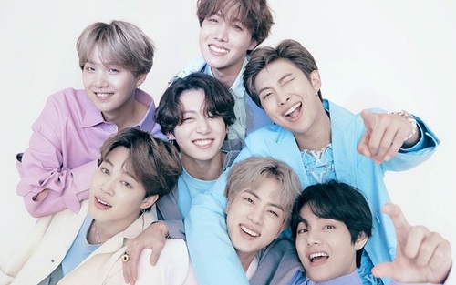 Tự hào BTS thắng giải AMA ‘Nghệ sĩ của năm’, nhìn lại MAMA 2016 mà xúc động