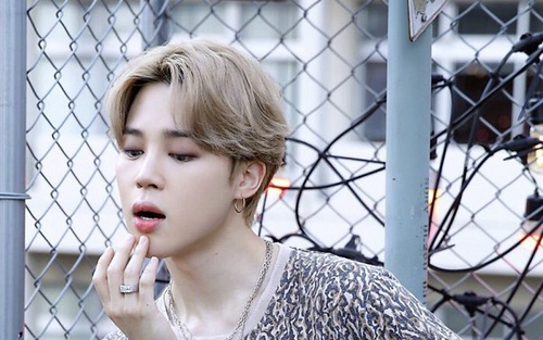 Thẻ ảnh của Jimin BTS bất ngờ xuất hiện trên ‘Eternals’ của Marvel