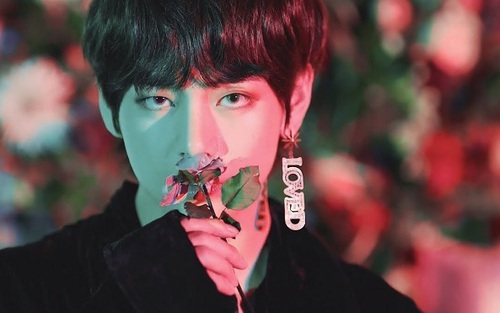Hoa Smeraldo mở, BTS chính thức ẩn ý về album mới?