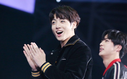 BXH Nhóm nhạc nam tháng 5: BTS bỏ xa BigBang