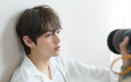 V BTS trở lại mạng xã hội, có ẩn ý gì đây?