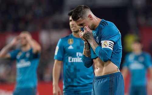 Video bàn thắng Sevilla 3-2 Real Madrid: Ramos tội đồ, Real thua cay đắng