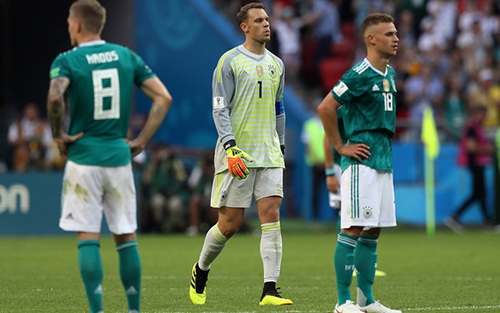 Đoản khúc World Cup: Bông hồng cho những người ngã ngựa