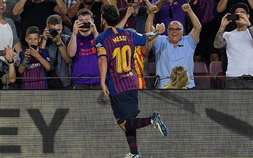 Video clip highlights bàn thắng Barcelona 3-0 Alaves: Messi vẫn xứng đáng là đầu tàu