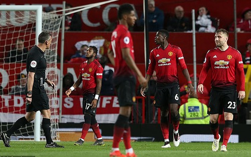 ĐIỂM NHẤN MU 0-2 Man City: Lingard vô duyên, De Gea mờ nhạt, MU dưới tầm Man City