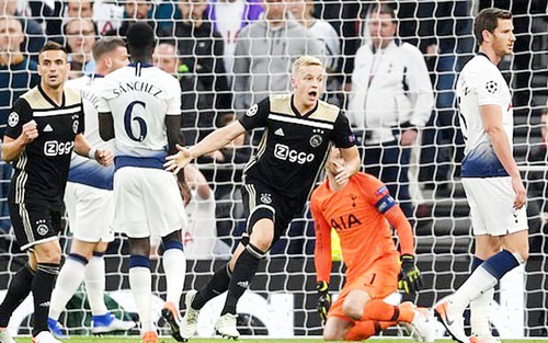 VIDEO Tottenham 0-1 Ajax: Đánh sập London, Ajax đặt một chân vào chung kết Cúp C1