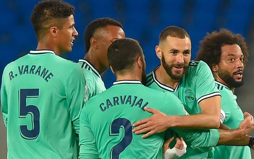 ĐIỂM NHẤN Real Sociedad 1-2 Real Madrid: Thắng tranh cãi, Real thấy cửa vô địch