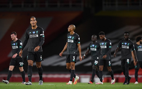 Video bàn thắng Arsenal 2-1 Liverpool: Hàng thủ hớ hênh, The Kop nhận trái đắng