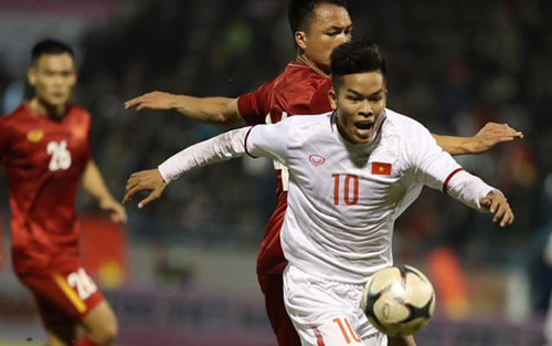 ĐT Việt Nam 3-2 U22 Việt Nam: Nguyễn Hữu Thắng, thủ lĩnh của tương lai