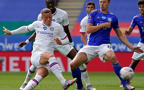 Kết quả bóng đá 19/1, sáng 20/1. Leicester thắng Chelsea, chiếm ngôi đầu của MU