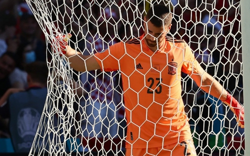 Croatia 3-5 Tây Ban Nha: Sai lầm của Unai Simon và nỗi lo nơi khung gỗ