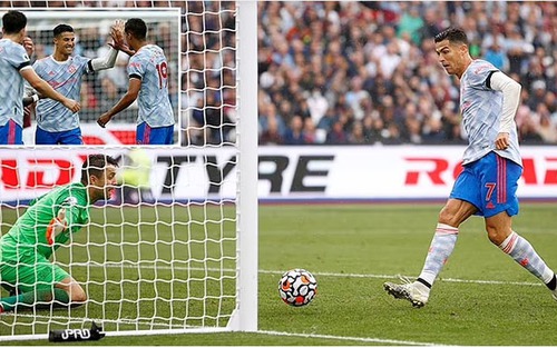 West Ham 1-2 MU: Ronaldo, Lingard tỏa sáng, nhưng De Gea mới là cứu tinh