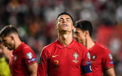 Vòng loại World Cup 2022 châu Âu: Thua ngược Serbia, Bồ Đào Nha mất vé trực tiếp dự VCK