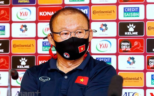 Việt Nam 2-0 Lào: Thầy Park vẫn đang giấu bài?