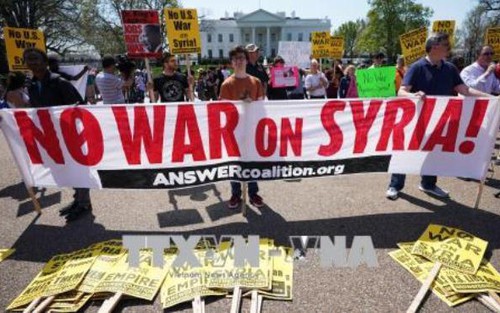 Biểu tình tại nhiều thành phố Mỹ phản đối chiến dịch không kích Syria