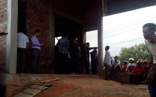 Điều tra nguyên nhân 4 người trong một gia đình chết trong tư thế treo cổ