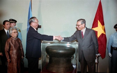Chủ tịch nước Lê Đức Anh- Nhà lãnh đạo có tầm nhìn, quyết đoán