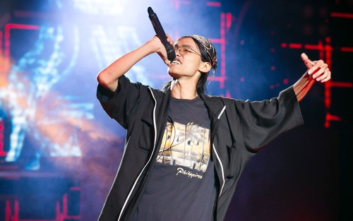 'King Of Rap': Xuất hiện hàng loạt 'rap triệu view' khiến 4 giám khảo 'đổ gục'