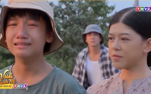 'Vua bánh mì': Nguyện làm bún còn dài, ứa nước mắt vì nhầm mẹ Dung