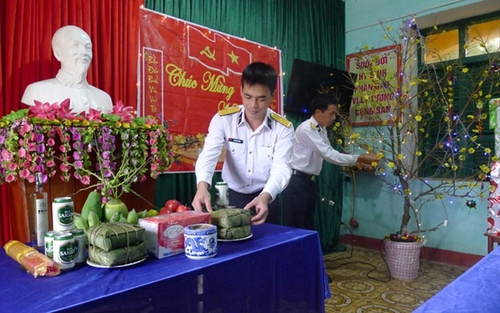 Ấm lòng hậu phương người lính đảo