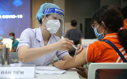 TP HCM xin ý kiến về việc tiêm vaccine Pfizer cho trẻ từ 12-17 tuổi