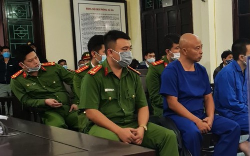 Tuyên phạt Nguyễn Xuân Đường 1 năm tù giam về tội 'Xâm phạm chỗ ở của công dân'