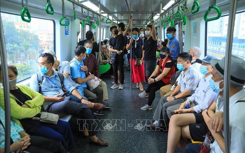 Phòng, chống dịch Covid-19 trên các chuyến tàu Cát Linh - Hà Đông