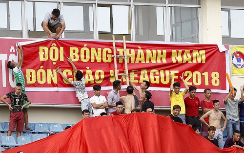 'Nam Định lên hạng, bóng đá phía Bắc đang trở lại thời hoàng kim'