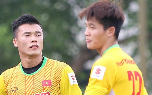 Thủ môn U22 Việt Nam được truyền bí kíp bắt bóng bổng