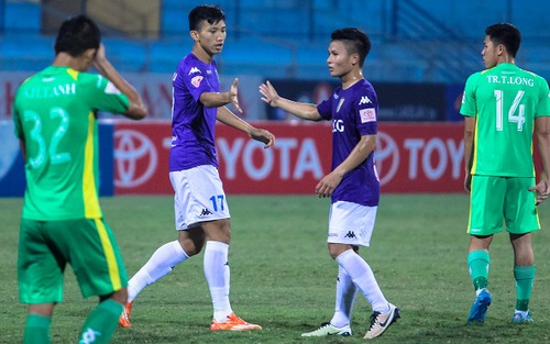 Đoàn Văn Hậu lập kỷ lục, Hà Nội FC lên ngôi đầu V-League 2017