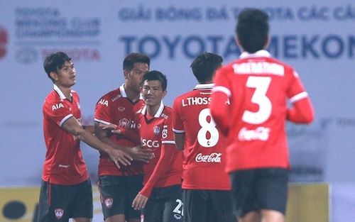 S.Khánh Hòa phải bỏ lối đá hoa mỹ vì Muangthong United quá mạnh