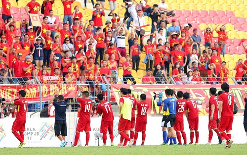 Cầu thủ U22 Việt Nam ‘giam mình’ trong phòng vì buồn
