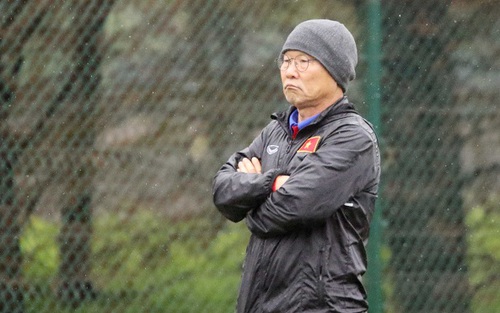 HLV Park Hang Seo tiết lộ cách dùng Quang Hải 'kiểu Guus Hiddink'