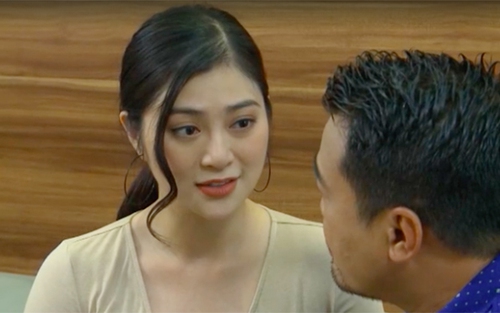 ‘Mẹ ghẻ’: Thanh Trúc bị vợ sếp đến nhà đánh ghen