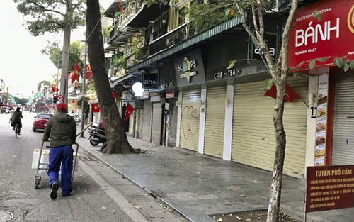 Hà Nội ra công điện tạm dừng hoạt động quán ăn, uống đường phố, trà đá, cà phê vỉa hè