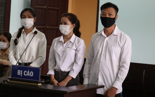 Phạt tù Giám đốc trung tâm dạy nghề và thuộc cấp ở Bình Phước lập khống 60 hợp đồng
