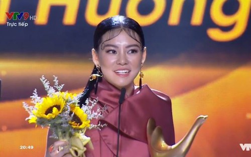 Chân dung Bùi Lan Hương - 'Nghệ sĩ mới của năm' của giải Cống hiến 2019