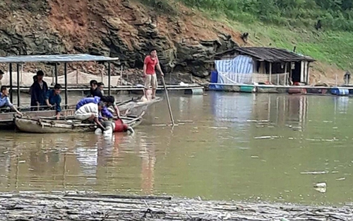 Tìm thấy thi thể nữ sinh bị nước cuốn trôi trong mưa lũ