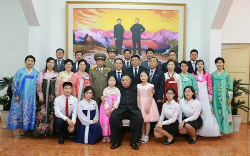 TRỰC TIẾP: Chủ tịch Kim Jong-un và Tổng thống Donald Trump sẽ ăn tối tại khách sạn Sofitel Legend Metropole
