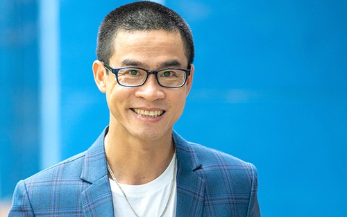 Nhà thơ Nguyễn Phong Việt: 'Ai cũng cần những quãng lặng cho mình'