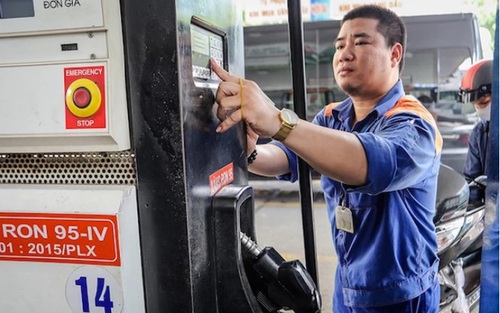 Giá xăng dầu hôm nay: Cập nhật mức điều chỉnh mới nhất