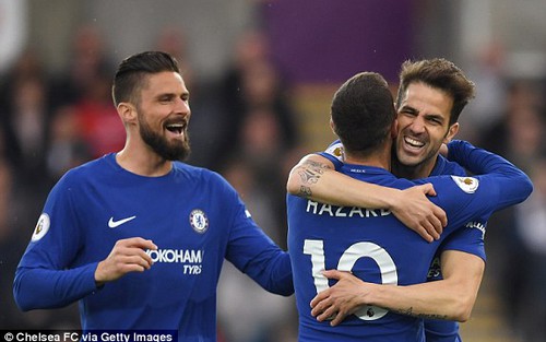Video clip highlights bàn thắng Swansea 0-1 Chelsea: Fabregas tỏa sáng
